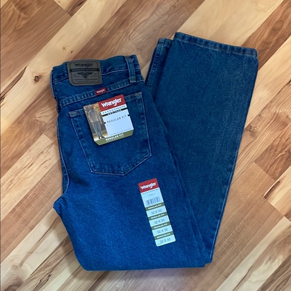 Wrangler Men’s Regular Fit Jeans 32x30 - Picture 1 of 13